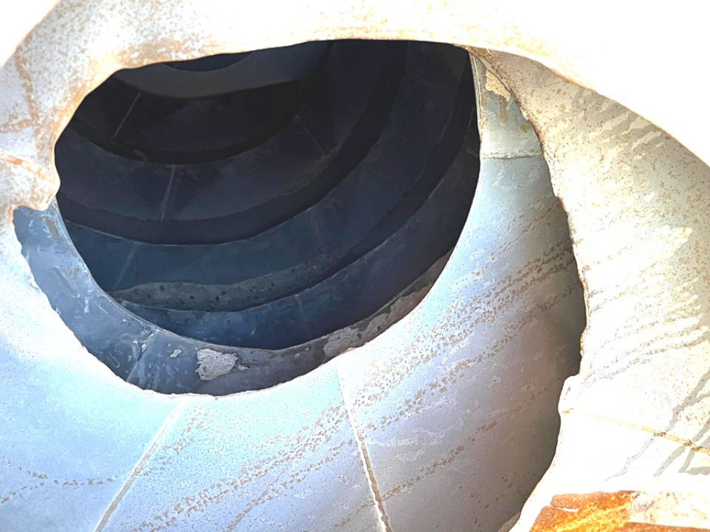 MERCEDES-BENZ Arocs 3236 8x4 Betonmischer Deutsch Top AP Achsen - Tovornjak: slika 3 MERCEDES-BENZ Arocs 3236 8x4 Betonmischer Deutsch Top AP Achsen - Tovornjak: slika 3