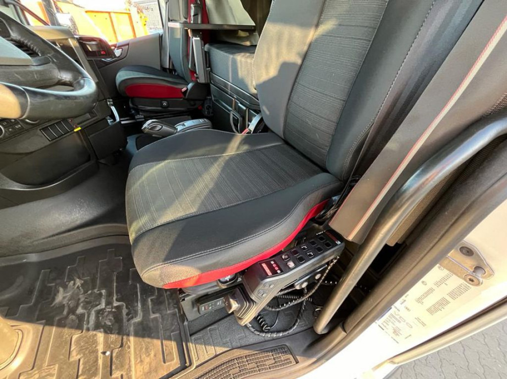 VOLVO (S) Truck FH 500 6x2 Abrollkipper Funkfernbedienung - Kotalni prekucni tovornjak: slika 4 VOLVO (S) Truck FH 500 6x2 Abrollkipper Funkfernbedienung - Kotalni prekucni tovornjak: slika 4