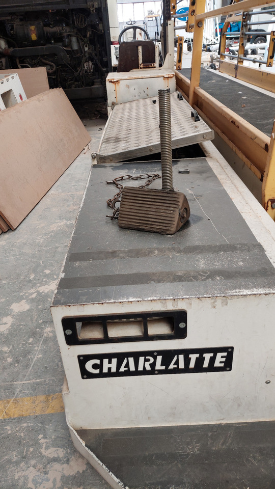CBL2000E Belt Loader Charlatte - Transporter za prtljago: slika 5 CBL2000E Belt Loader Charlatte - Transporter za prtljago: slika 5