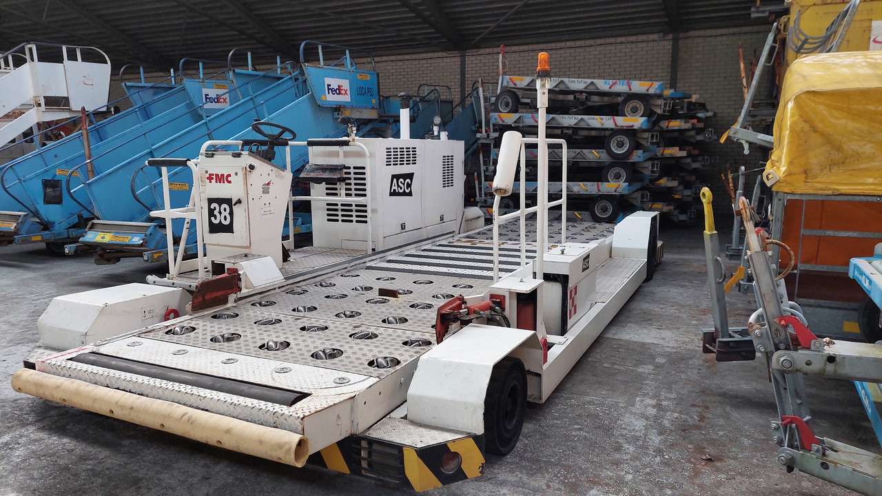 CLT-8 FMC Speedloader - Nakladalnik zabojnikov/ Palet: slika 1 CLT-8 FMC Speedloader - Nakladalnik zabojnikov/ Palet: slika 1