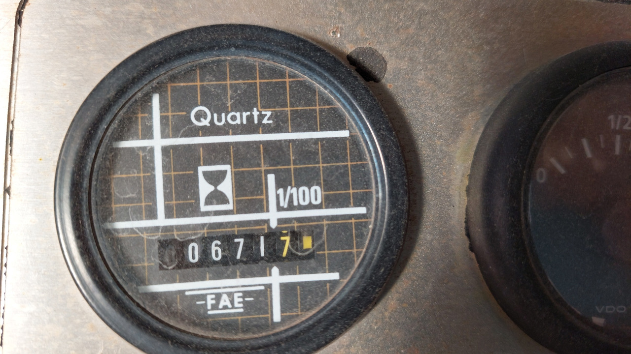 CLT-8 Speedloader FMC - Nakladalnik zabojnikov/ Palet: slika 3 CLT-8 Speedloader FMC - Nakladalnik zabojnikov/ Palet: slika 3