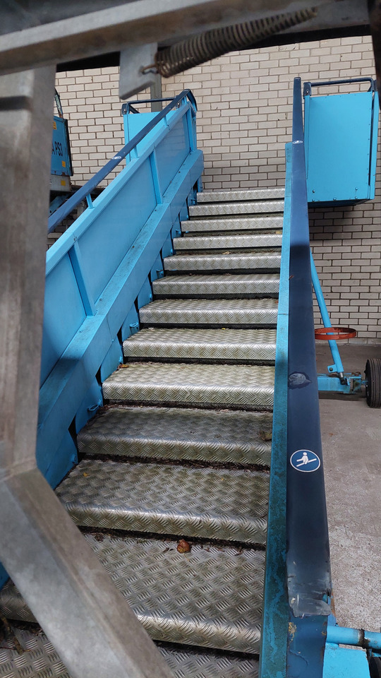 Passenger Stairs SACO 2-2.80 - Potniške stopnice: slika 2 Passenger Stairs SACO 2-2.80 - Potniške stopnice: slika 2