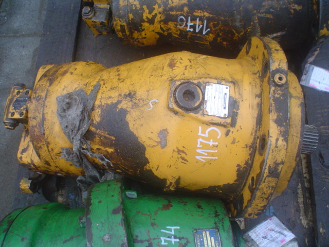 BRUENINGHAUS HYDRAULIK 5607122 903277 0825566 - Hidravlični motor za Gradbeni stroj: slika 1 BRUENINGHAUS HYDRAULIK 5607122 903277 0825566 - Hidravlični motor za Gradbeni stroj: slika 1