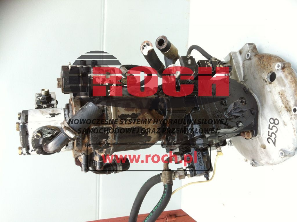 SAUER 729871 + A10VO45DFR/31R-PSC62K01 + POMPA ZĘBATA - Hidravlična črpalka za Vozilo za pometanje: slika 2 SAUER 729871 + A10VO45DFR/31R-PSC62K01 + POMPA ZĘBATA - Hidravlična črpalka za Vozilo za pometanje: slika 2