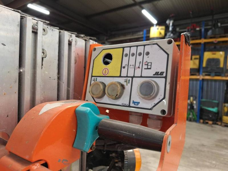 JLG Toucan Duo - Vertikalni dvižni teleskop: slika 5 JLG Toucan Duo - Vertikalni dvižni teleskop: slika 5