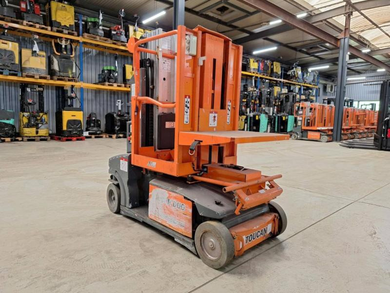 JLG Toucan Duo - Vertikalni dvižni teleskop: slika 4 JLG Toucan Duo - Vertikalni dvižni teleskop: slika 4