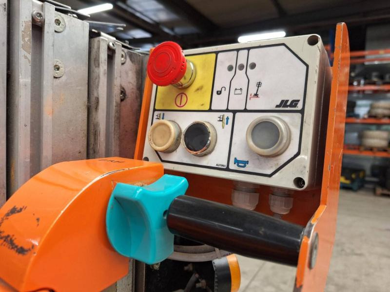 JLG Toucan Duo - Vertikalni dvižni teleskop: slika 5 JLG Toucan Duo - Vertikalni dvižni teleskop: slika 5