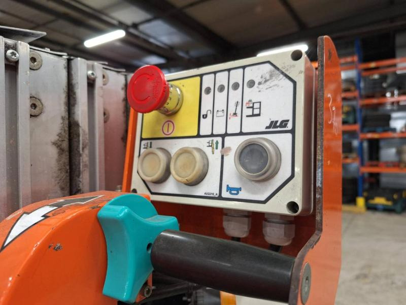 JLG Toucan Duo - Vertikalni dvižni teleskop: slika 5 JLG Toucan Duo - Vertikalni dvižni teleskop: slika 5