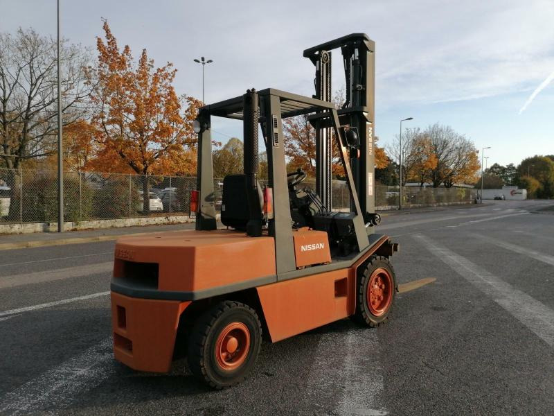 Nissan EGH02A30U - Diesel viličar: slika 4 Nissan EGH02A30U - Diesel viličar: slika 4