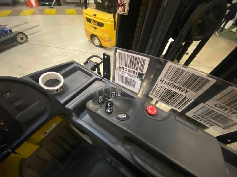 Yale MR14 - Viličar s pomičnim teleskopom: slika 4 Yale MR14 - Viličar s pomičnim teleskopom: slika 4