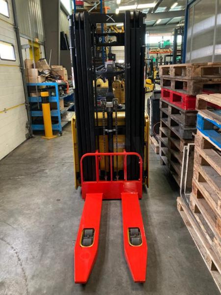 Stroj za zlaganje Yale MS12X: slika 7 Stroj za zlaganje Yale MS12X: slika 7