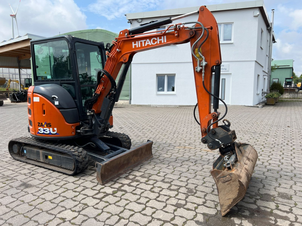 Hitachi ZX 33 U-6 CLR, Bj 22, 650 BH, Klima, MS03, GLV - Mini bager: slika 2 Hitachi ZX 33 U-6 CLR, Bj 22, 650 BH, Klima, MS03, GLV - Mini bager: slika 2