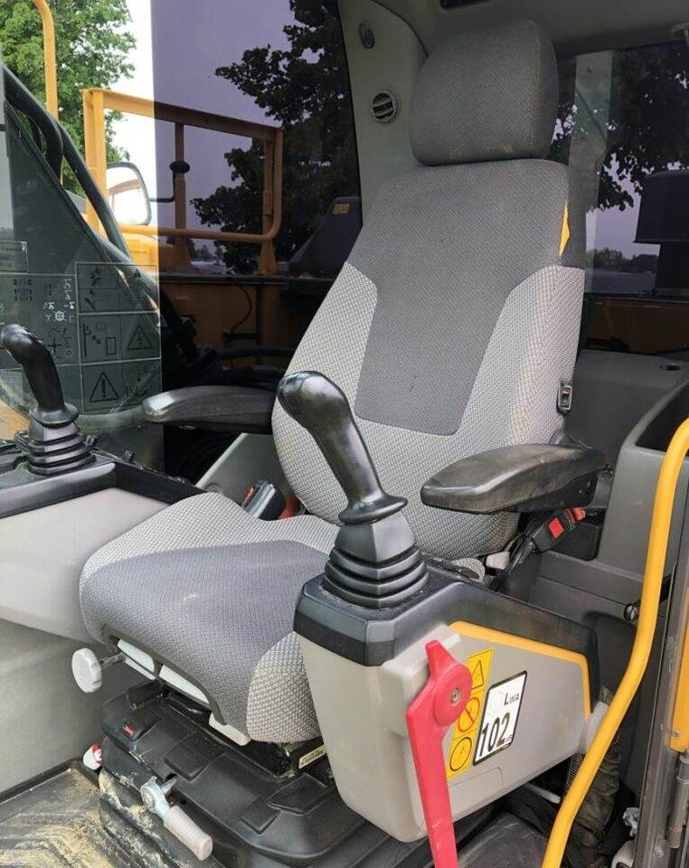 Volvo EC220EL lizing Volvo EC220EL: slika 21