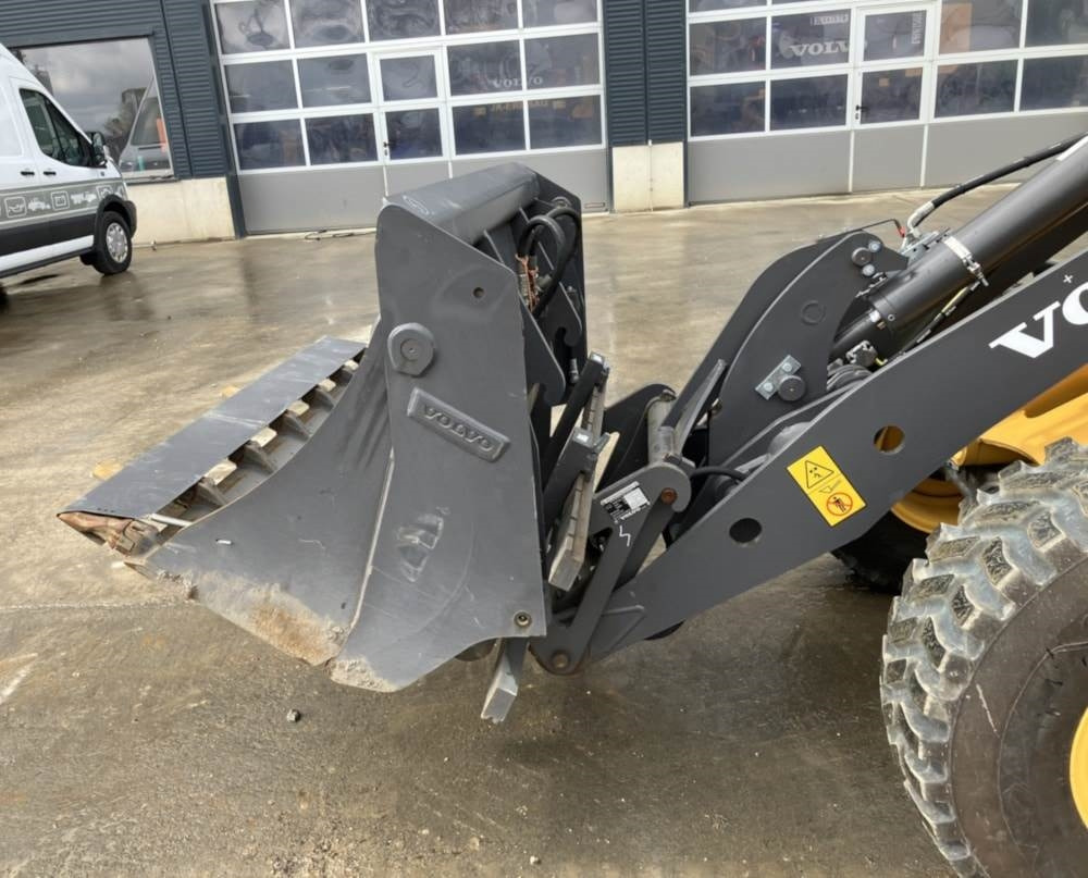 Volvo JL20H Electric - Mini nakladalec: slika 5 Volvo JL20H Electric - Mini nakladalec: slika 5