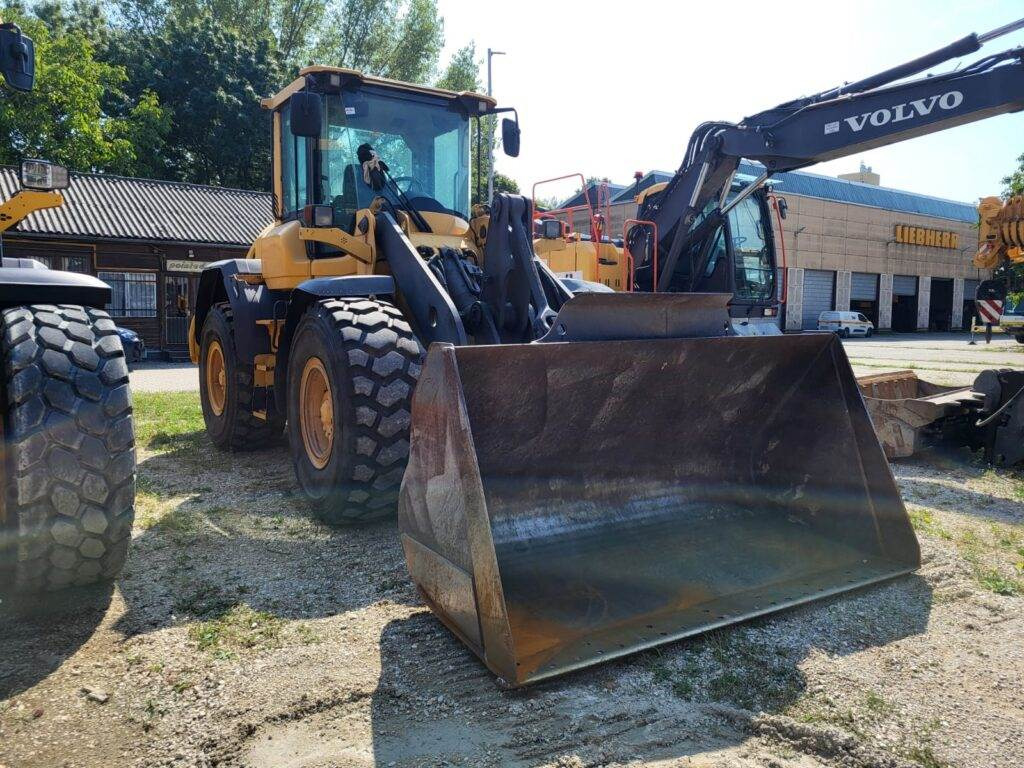 Volvo L70G - Kolesni nakladalec: slika 1 Volvo L70G - Kolesni nakladalec: slika 1