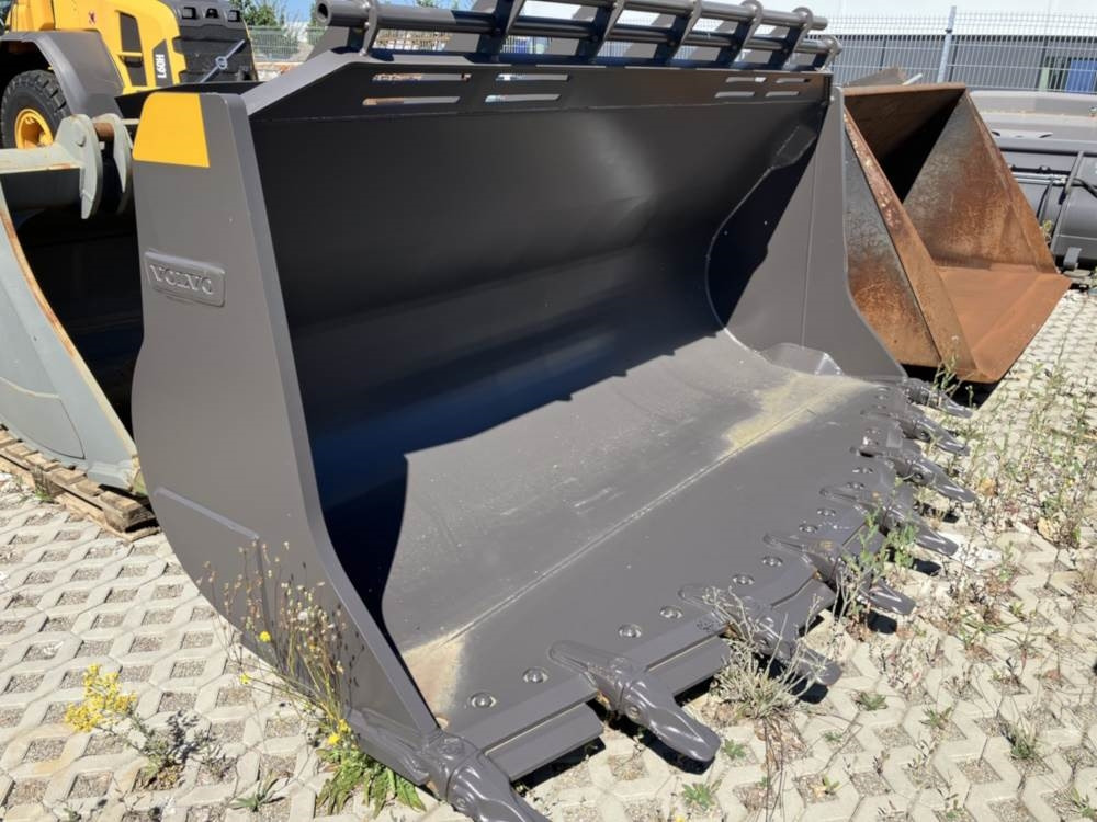 Volvo Schaufel mit Zähnen - Žlica: slika 1 Volvo Schaufel mit Zähnen - Žlica: slika 1