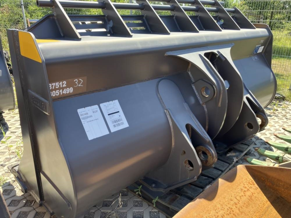 Volvo Schaufel mit Zähnen - Žlica: slika 2 Volvo Schaufel mit Zähnen - Žlica: slika 2