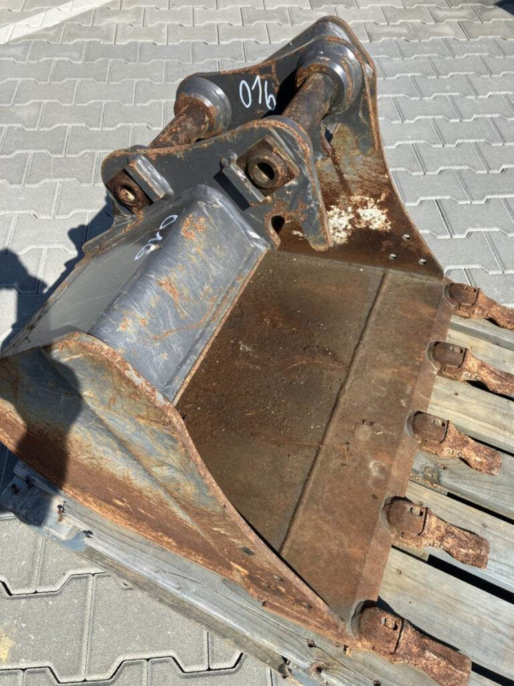 Volvo Tieflöffel mit Zähnen - Bager nakladalec: slika 1 Volvo Tieflöffel mit Zähnen - Bager nakladalec: slika 1