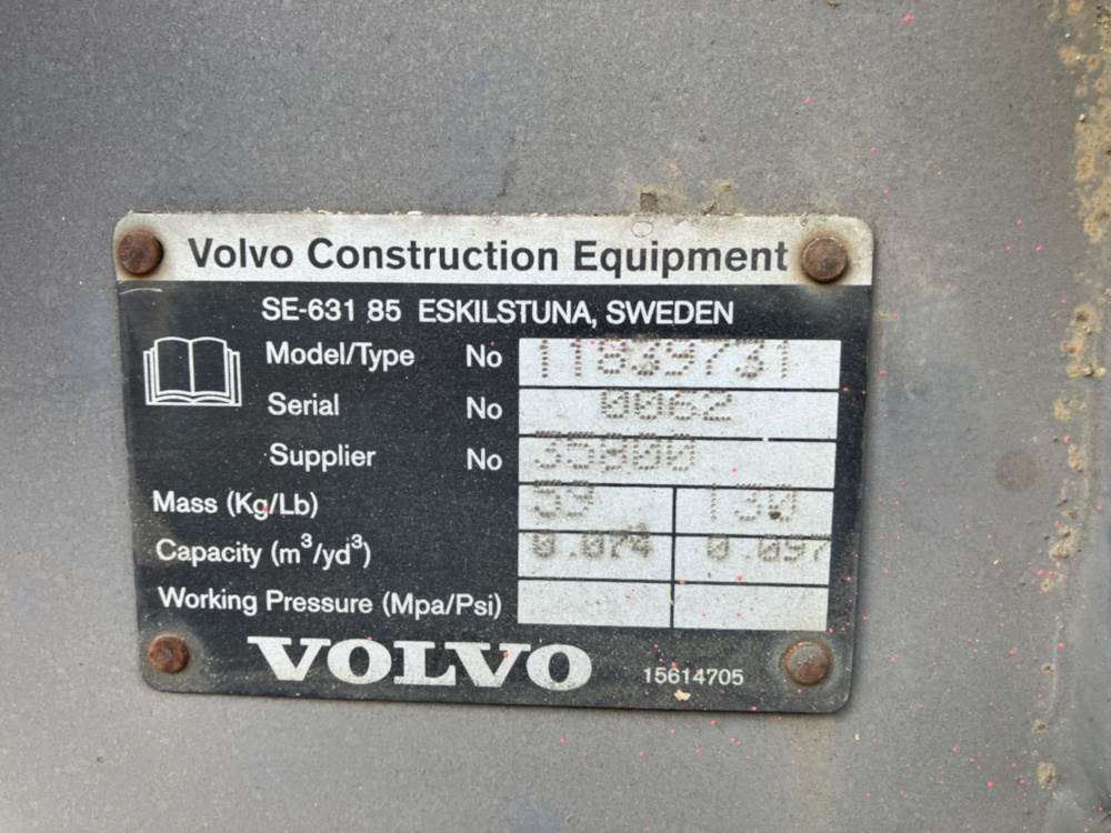 Volvo Tieflöffel mit Zähnen - Festanbau - Bager nakladalec: slika 4 Volvo Tieflöffel mit Zähnen - Festanbau - Bager nakladalec: slika 4