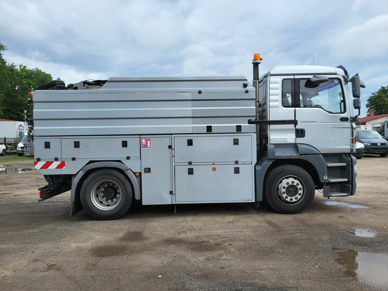 MAN TGA 18.360 4x2 HD-Kanalreiniger ASSMANN 6500 L - Vakuumski tovornjak: slika 3 MAN TGA 18.360 4x2 HD-Kanalreiniger ASSMANN 6500 L - Vakuumski tovornjak: slika 3