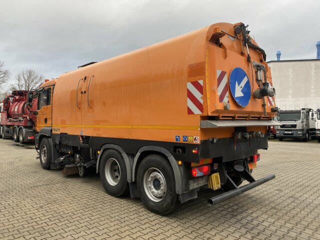 Vozilo za pometanje MAN TGA 26.430 6x2-2 LL: slika 9