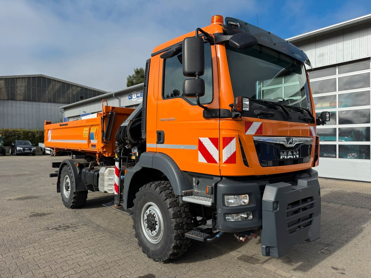 MAN TGM 13.250 4x4 Kipper Kran HIAB Winterd. - Tovornjak prekucnik, Tovornjak z dvigalom: slika 1 MAN TGM 13.250 4x4 Kipper Kran HIAB Winterd. - Tovornjak prekucnik, Tovornjak z dvigalom: slika 1