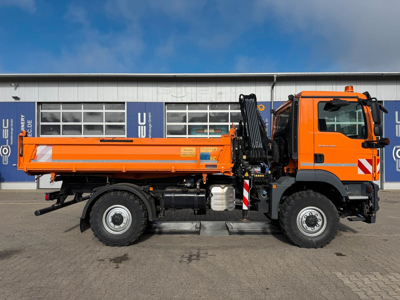 MAN TGM 13.250 4x4 Kipper Kran HIAB Winterd. - Tovornjak prekucnik, Tovornjak z dvigalom: slika 3 MAN TGM 13.250 4x4 Kipper Kran HIAB Winterd. - Tovornjak prekucnik, Tovornjak z dvigalom: slika 3