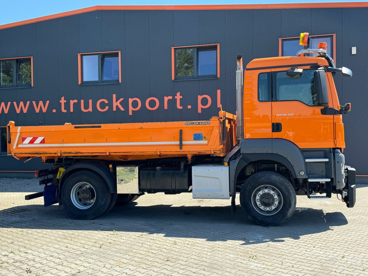 MAN TGS 18.320 4x4 BL Euro 6 Kipper + Winterdienst - Tovornjak prekucnik: slika 4 MAN TGS 18.320 4x4 BL Euro 6 Kipper + Winterdienst - Tovornjak prekucnik: slika 4