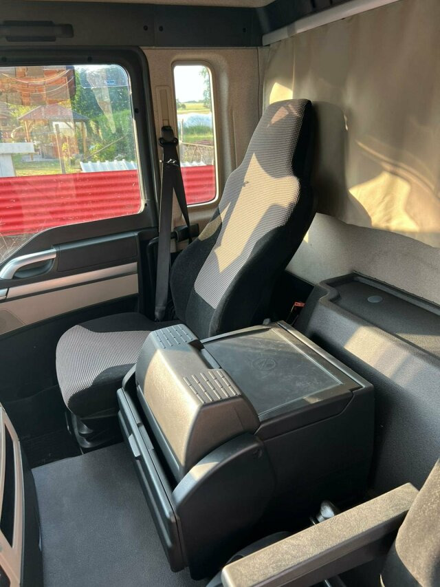 MAN TGS 26.500 6x6H Abrollkipper HIAB - Kotalni prekucni tovornjak, Tovornjak z dvigalom: slika 4 MAN TGS 26.500 6x6H Abrollkipper HIAB - Kotalni prekucni tovornjak, Tovornjak z dvigalom: slika 4