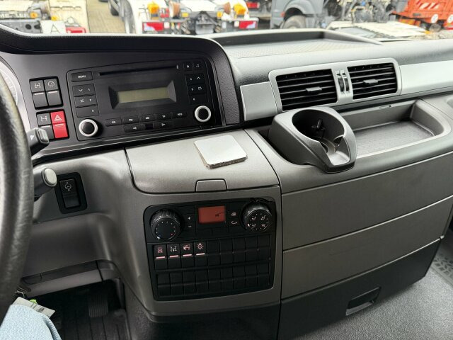 MAN TGS 35.360 8X4 BB Dachdecker Kran bis 52 m - Tovornjak z dvigalom: slika 2 MAN TGS 35.360 8X4 BB Dachdecker Kran bis 52 m - Tovornjak z dvigalom: slika 2