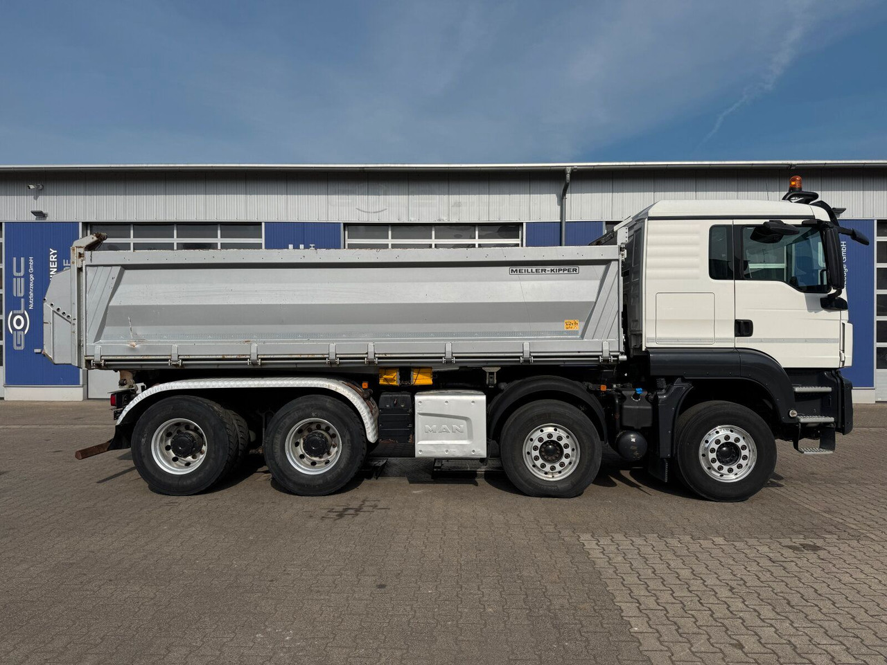MAN TGS 35.460 8x4 BL Kipper Meiller Bordmatik - Tovornjak prekucnik: slika 5 MAN TGS 35.460 8x4 BL Kipper Meiller Bordmatik - Tovornjak prekucnik: slika 5