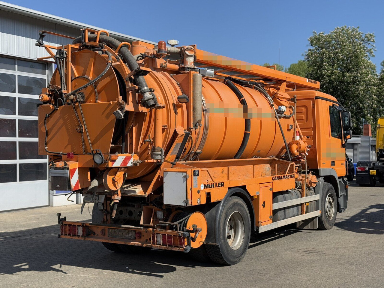 Mercedes-Benz ACTROS 1832 L Kanalreiniger MÜLLER 10.000 L - Vakuumski tovornjak: slika 2 Mercedes-Benz ACTROS 1832 L Kanalreiniger MÜLLER 10.000 L - Vakuumski tovornjak: slika 2