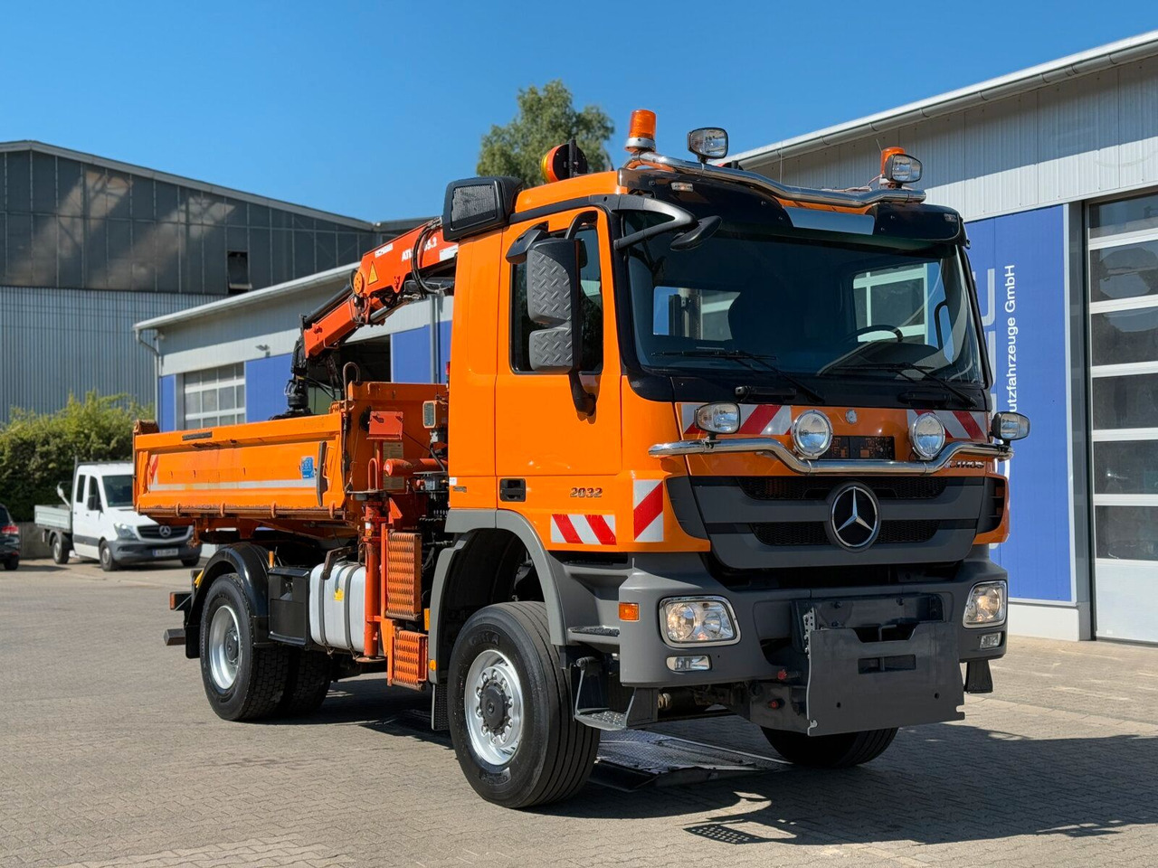 Mercedes-Benz ACTROS 2044 4x4 Kipper Kran ATLAS 65.2 A2L - Tovornjak prekucnik, Tovornjak z dvigalom: slika 1 Mercedes-Benz ACTROS 2044 4x4 Kipper Kran ATLAS 65.2 A2L - Tovornjak prekucnik, Tovornjak z dvigalom: slika 1