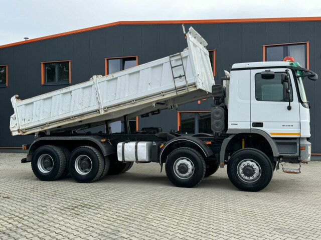 Mercedes-Benz ACTROS 4144 8x8 EURO4 DSK Meiller - Tovornjak prekucnik: slika 2 Mercedes-Benz ACTROS 4144 8x8 EURO4 DSK Meiller - Tovornjak prekucnik: slika 2