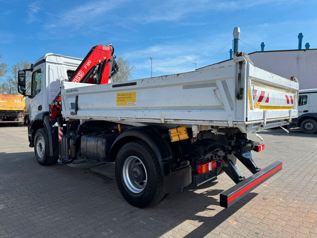 Mercedes-Benz AROCS 1832 4x2 Euro 6 Kipper Kran FASSI F120FB - Tovornjak prekucnik, Tovornjak z dvigalom: slika 5 Mercedes-Benz AROCS 1832 4x2 Euro 6 Kipper Kran FASSI F120FB - Tovornjak prekucnik, Tovornjak z dvigalom: slika 5