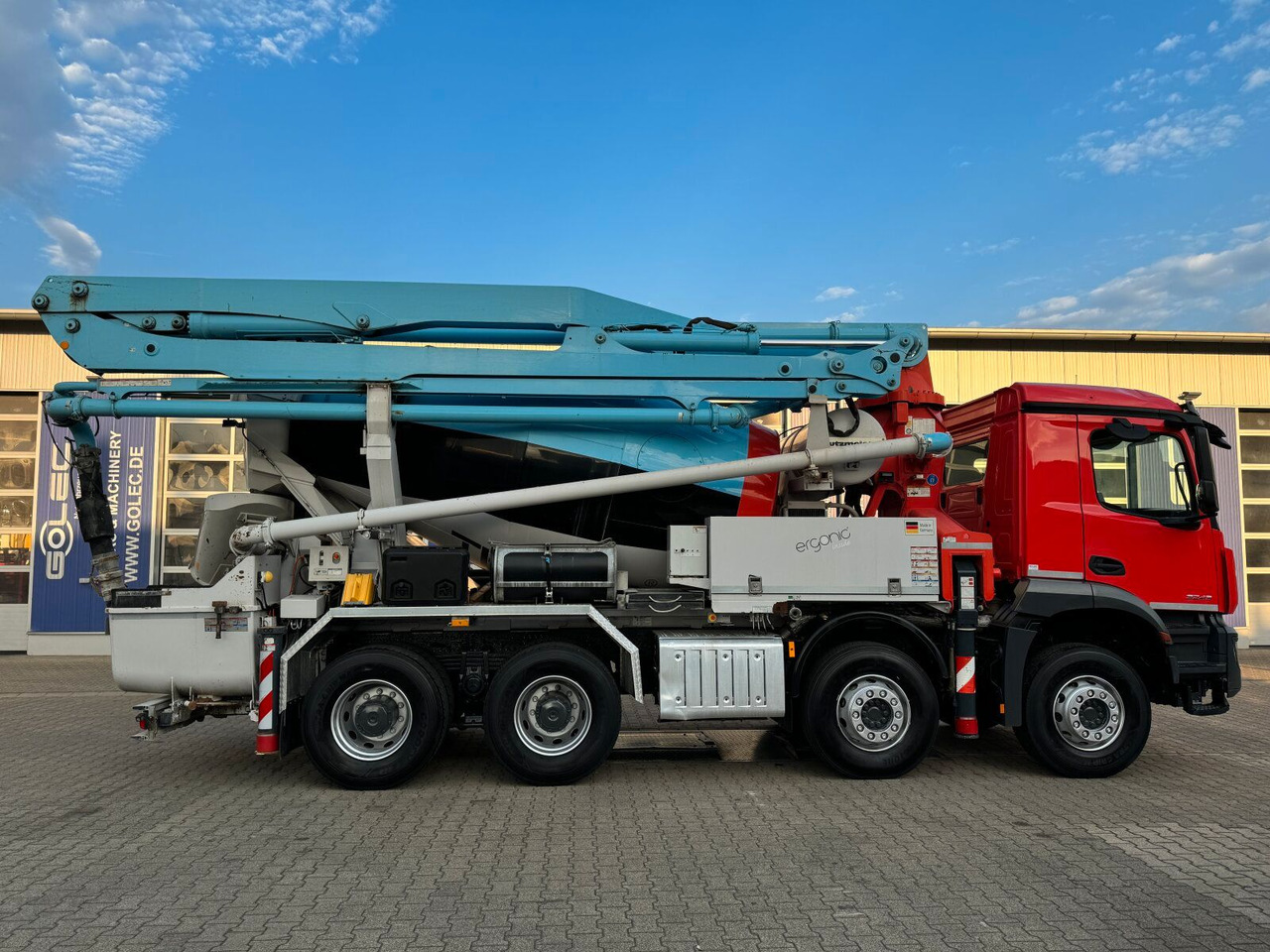 Mercedes-Benz AROCS 3243 8x4 Euro 6 Pumi Putzmeister TMM 24-3 - Avtomešalec: slika 4 Mercedes-Benz AROCS 3243 8x4 Euro 6 Pumi Putzmeister TMM 24-3 - Avtomešalec: slika 4