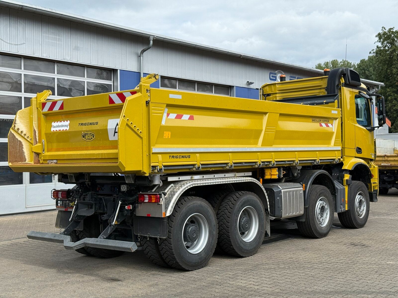 Mercedes-Benz AROCS 3248 8x4 Euro 6 Meiller Kipper Bordmatik - Tovornjak prekucnik: slika 4 Mercedes-Benz AROCS 3248 8x4 Euro 6 Meiller Kipper Bordmatik - Tovornjak prekucnik: slika 4