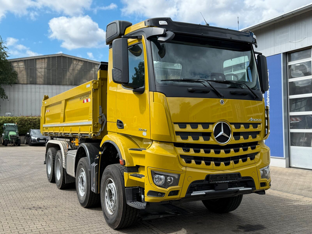 Mercedes-Benz AROCS 3248 8x4 Euro 6 Meiller Kipper Bordmatik - Tovornjak prekucnik: slika 2 Mercedes-Benz AROCS 3248 8x4 Euro 6 Meiller Kipper Bordmatik - Tovornjak prekucnik: slika 2