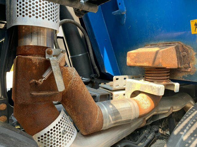 Mercedes-Benz AROCS 4145 8x8 EURO6 Muldenkipper TOP! - Tovornjak prekucnik: slika 4 Mercedes-Benz AROCS 4145 8x8 EURO6 Muldenkipper TOP! - Tovornjak prekucnik: slika 4