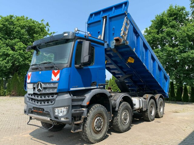 Mercedes-Benz AROCS 4145 8x8 EURO6 Muldenkipper TOP! - Tovornjak prekucnik: slika 2 Mercedes-Benz AROCS 4145 8x8 EURO6 Muldenkipper TOP! - Tovornjak prekucnik: slika 2