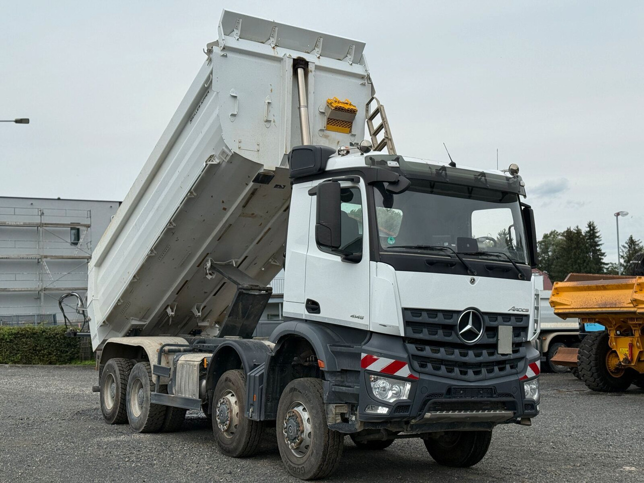 Mercedes-Benz AROCS 4145 8x8 Meiller Muldenkipper - Tovornjak prekucnik: slika 2 Mercedes-Benz AROCS 4145 8x8 Meiller Muldenkipper - Tovornjak prekucnik: slika 2