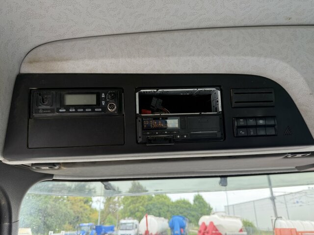 Mercedes-Benz AROCS 4145 8x8 Meiller Muldenkipper - Tovornjak prekucnik: slika 5 Mercedes-Benz AROCS 4145 8x8 Meiller Muldenkipper - Tovornjak prekucnik: slika 5