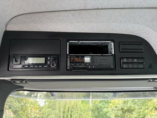 Mercedes-Benz AROCS 4145 8x8 Meiller Muldenkipper - Tovornjak prekucnik: slika 5 Mercedes-Benz AROCS 4145 8x8 Meiller Muldenkipper - Tovornjak prekucnik: slika 5