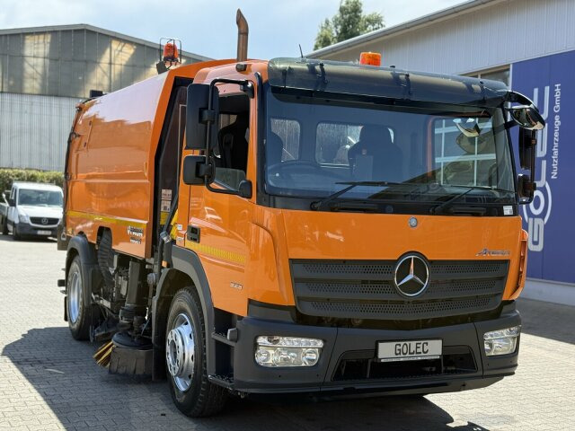 Mercedes-Benz ATEGO 1323 4x2 Kehrmaschine FAUN Viajet 6R/H - Vozilo za pometanje: slika 1 Mercedes-Benz ATEGO 1323 4x2 Kehrmaschine FAUN Viajet 6R/H - Vozilo za pometanje: slika 1