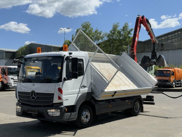 Mercedes-Benz ATEGO 818 4x2 Euro 6 Kipper Kran FASSI F65B.0.22 - Dostavno vozilo prekucnik: slika 4 Mercedes-Benz ATEGO 818 4x2 Euro 6 Kipper Kran FASSI F65B.0.22 - Dostavno vozilo prekucnik: slika 4