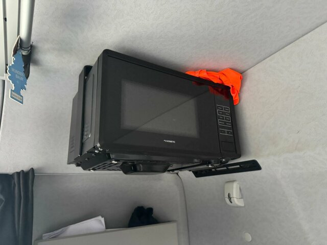 Mercedes-Benz Arocs 3253 8x4 Abrollkipper Kran Palfinger 37002 lizing Mercedes-Benz Arocs 3253 8x4 Abrollkipper Kran Palfinger 37002: slika 7 Mercedes-Benz Arocs 3253 8x4 Abrollkipper Kran Palfinger 37002 lizing Mercedes-Benz Arocs 3253 8x4 Abrollkipper Kran Palfinger 37002: slika 7