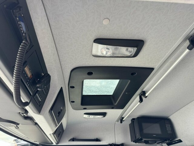 Mercedes-Benz Arocs 3253 8x4 Abrollkipper Kran Palfinger 37002 - Kotalni prekucni tovornjak, Tovornjak z dvigalom: slika 5 Mercedes-Benz Arocs 3253 8x4 Abrollkipper Kran Palfinger 37002 - Kotalni prekucni tovornjak, Tovornjak z dvigalom: slika 5