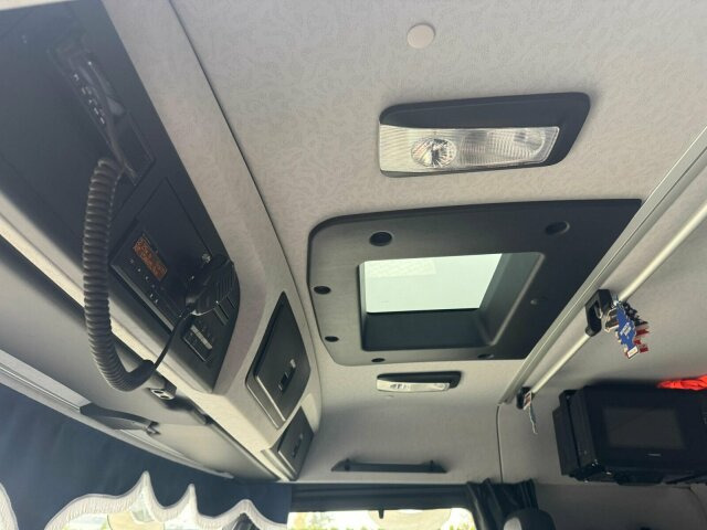 Mercedes-Benz Arocs 3253 8x4 Abrollkipper Kran Palfinger 37002 lizing Mercedes-Benz Arocs 3253 8x4 Abrollkipper Kran Palfinger 37002: slika 6 Mercedes-Benz Arocs 3253 8x4 Abrollkipper Kran Palfinger 37002 lizing Mercedes-Benz Arocs 3253 8x4 Abrollkipper Kran Palfinger 37002: slika 6