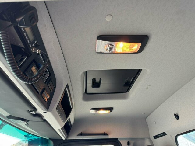 Mercedes-Benz Arocs 3351 6x6 Kipper Bordmatic Meiller - Tovornjak prekucnik: slika 4 Mercedes-Benz Arocs 3351 6x6 Kipper Bordmatic Meiller - Tovornjak prekucnik: slika 4