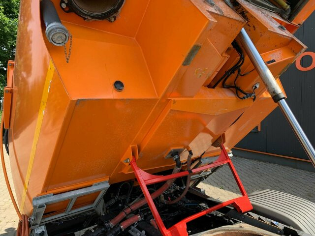 Vozilo za pometanje Mercedes-Benz Atego Kehrmaschine BUCHER CITYFANT 5000: slika 7 Vozilo za pometanje Mercedes-Benz Atego Kehrmaschine BUCHER CITYFANT 5000: slika 7